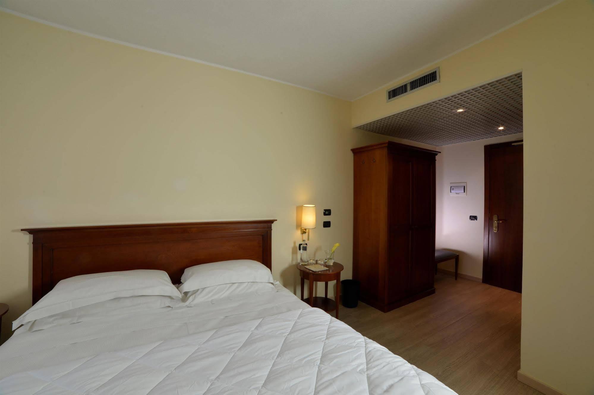 Hotel Antico Termine, Sure Hotel Collection By Best Western ลูกันญาโน ภายนอก รูปภาพ